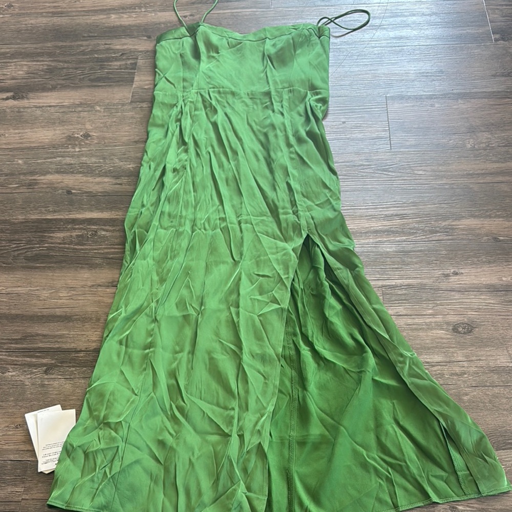Elegant Green Spaghetti Strap Dress from Abercrombie